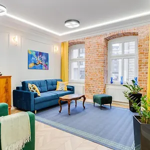 Apartment Pleasant ~ 700m Main Square - Self Check-in 24h, Breslau