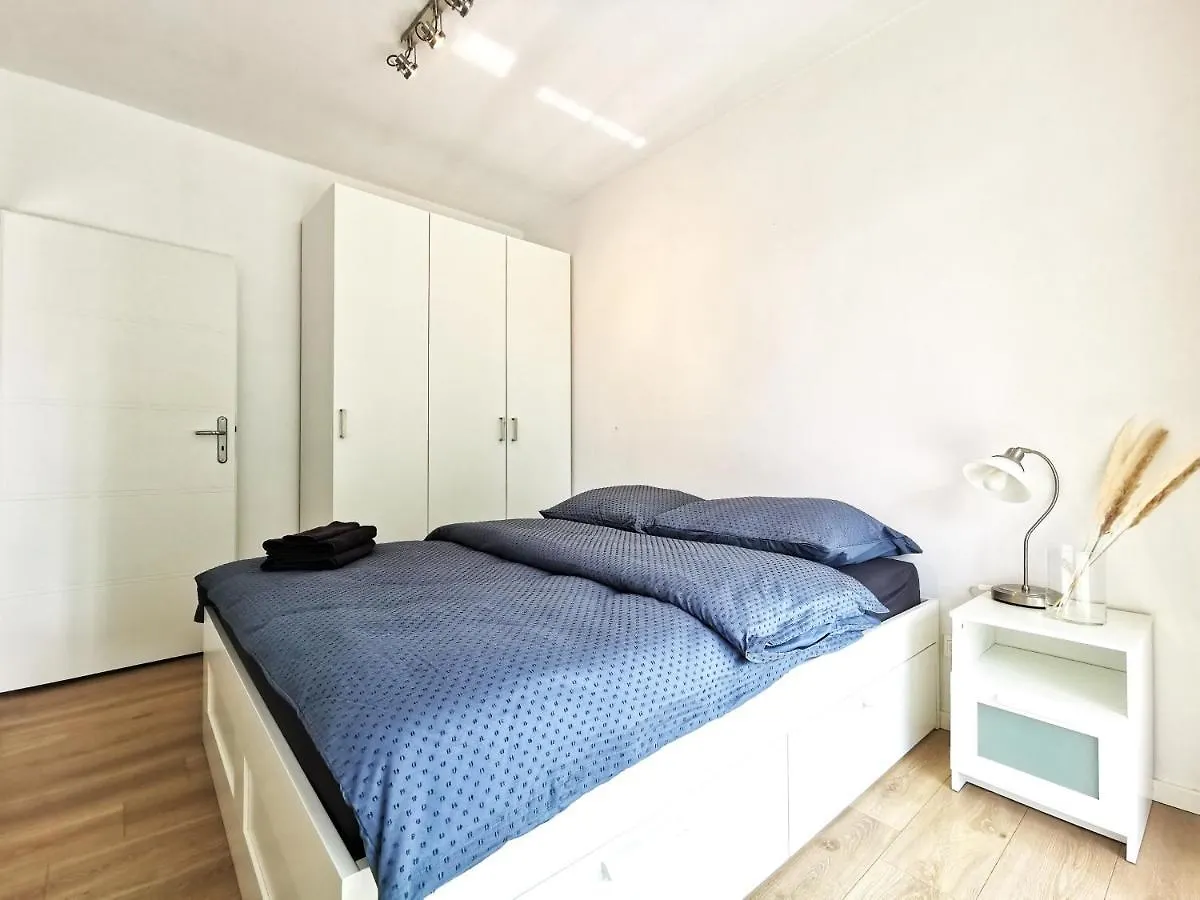 Matejki Apartment ~ Self Check-In 24 ~ Parking Wroclaw